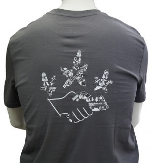 T-Shirt mit Aufdruck – Bild 2